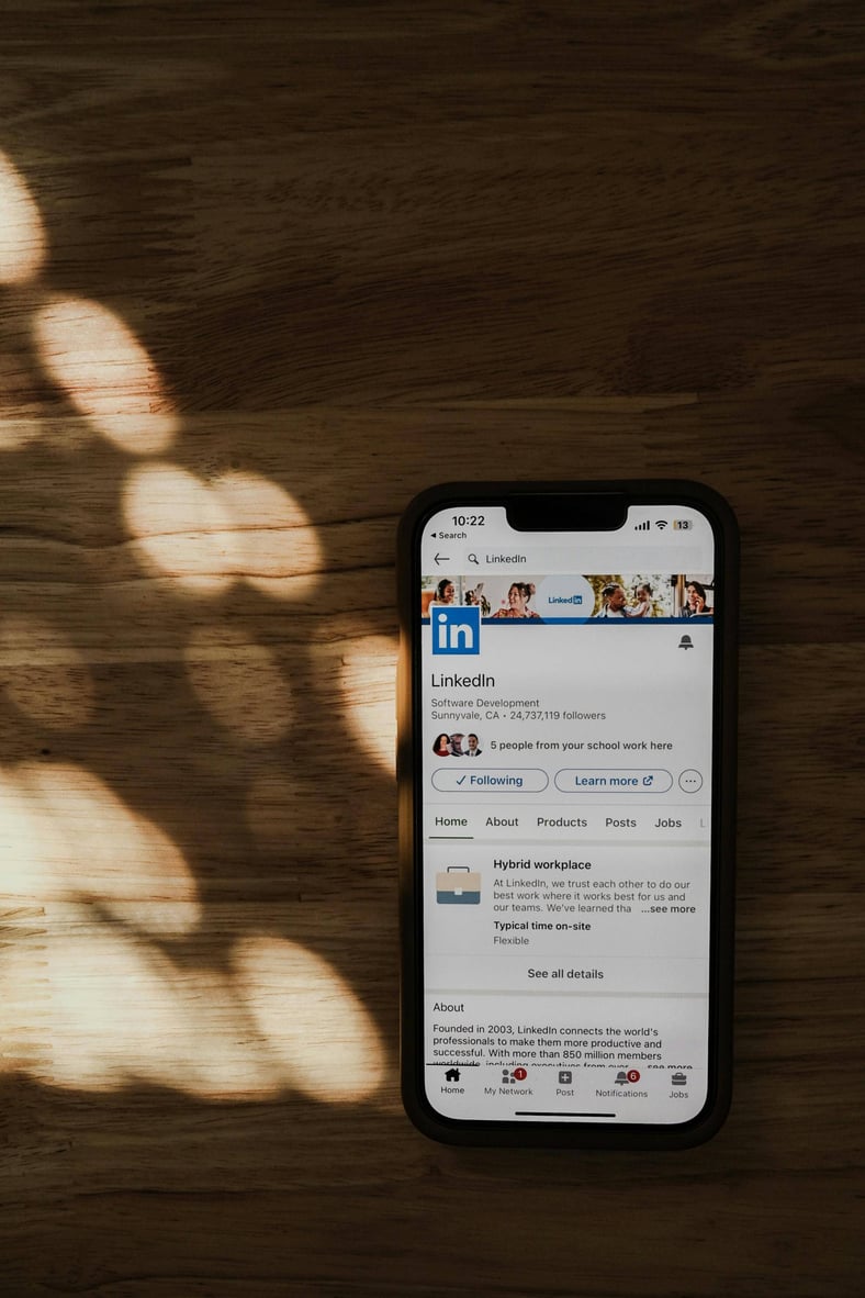 4 Ways Insurance Agents Can Get the Most Out of LinkedIn